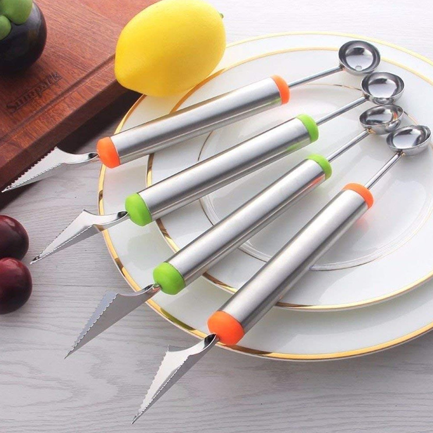 Fruit carving knife and scoop