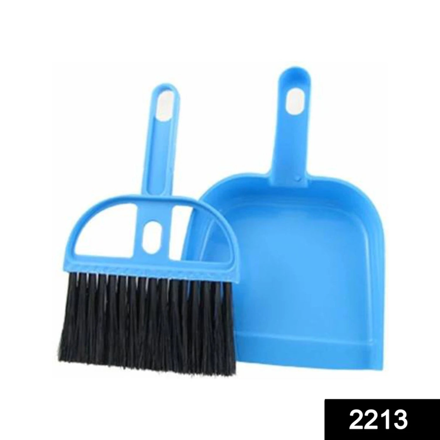 Compact broom and dustpan set with ergonomic design.