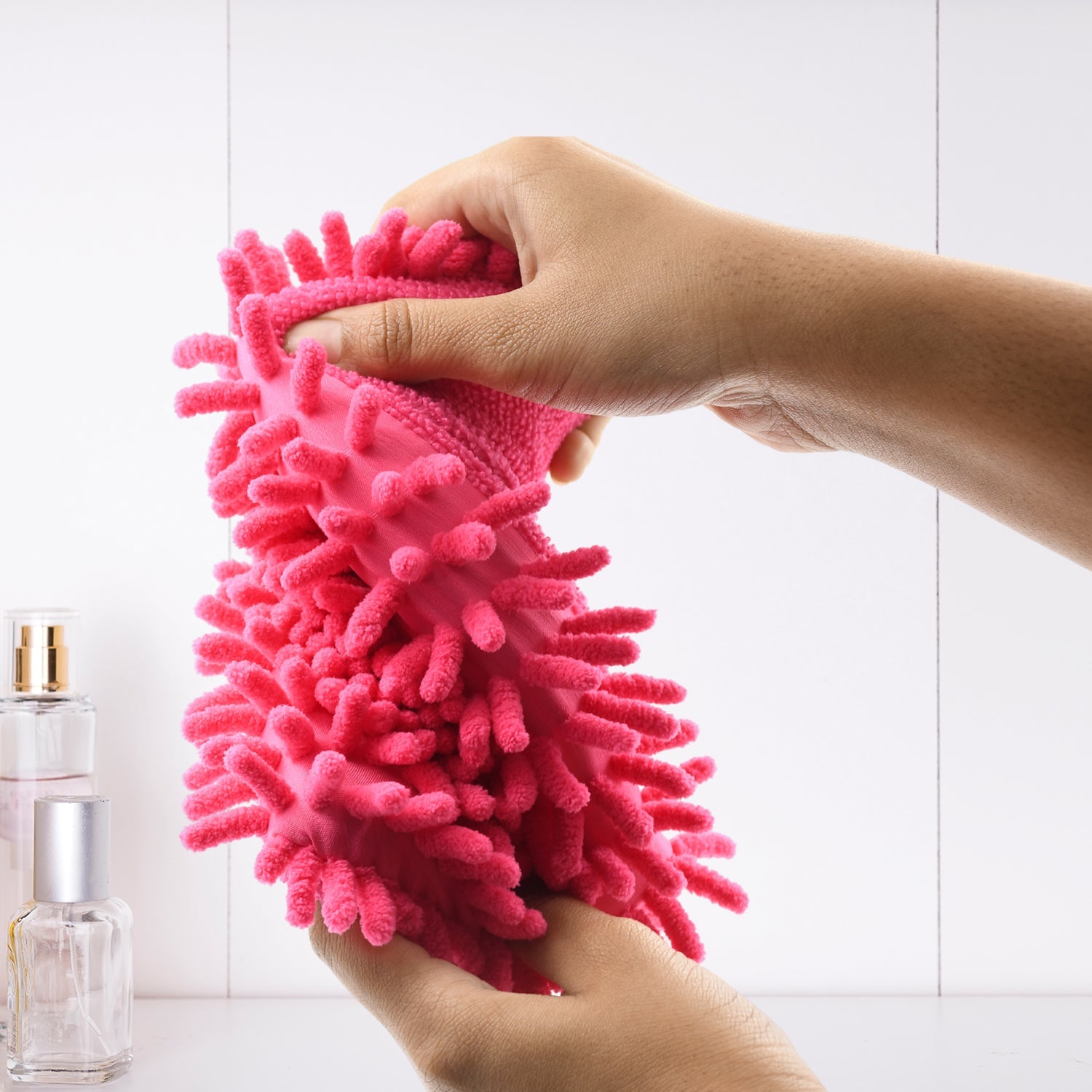 Multi-purpose microfiber brush for car washing and home use.