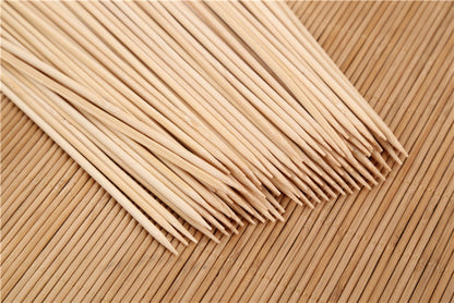 Natural Bamboo Wooden Skewers / BBQ Sticks for Barbeque and Grilling