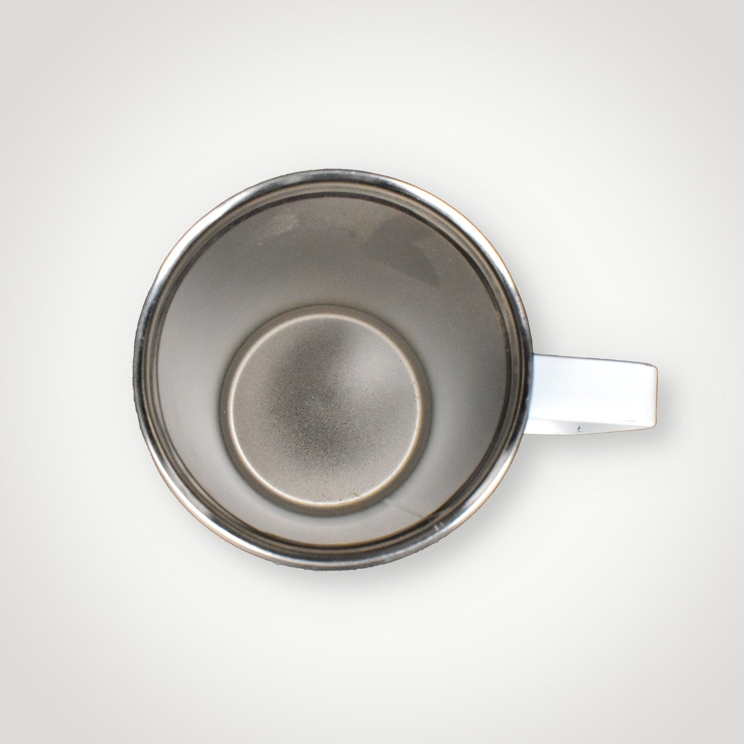 Portable steel coffee mug for outdoor use