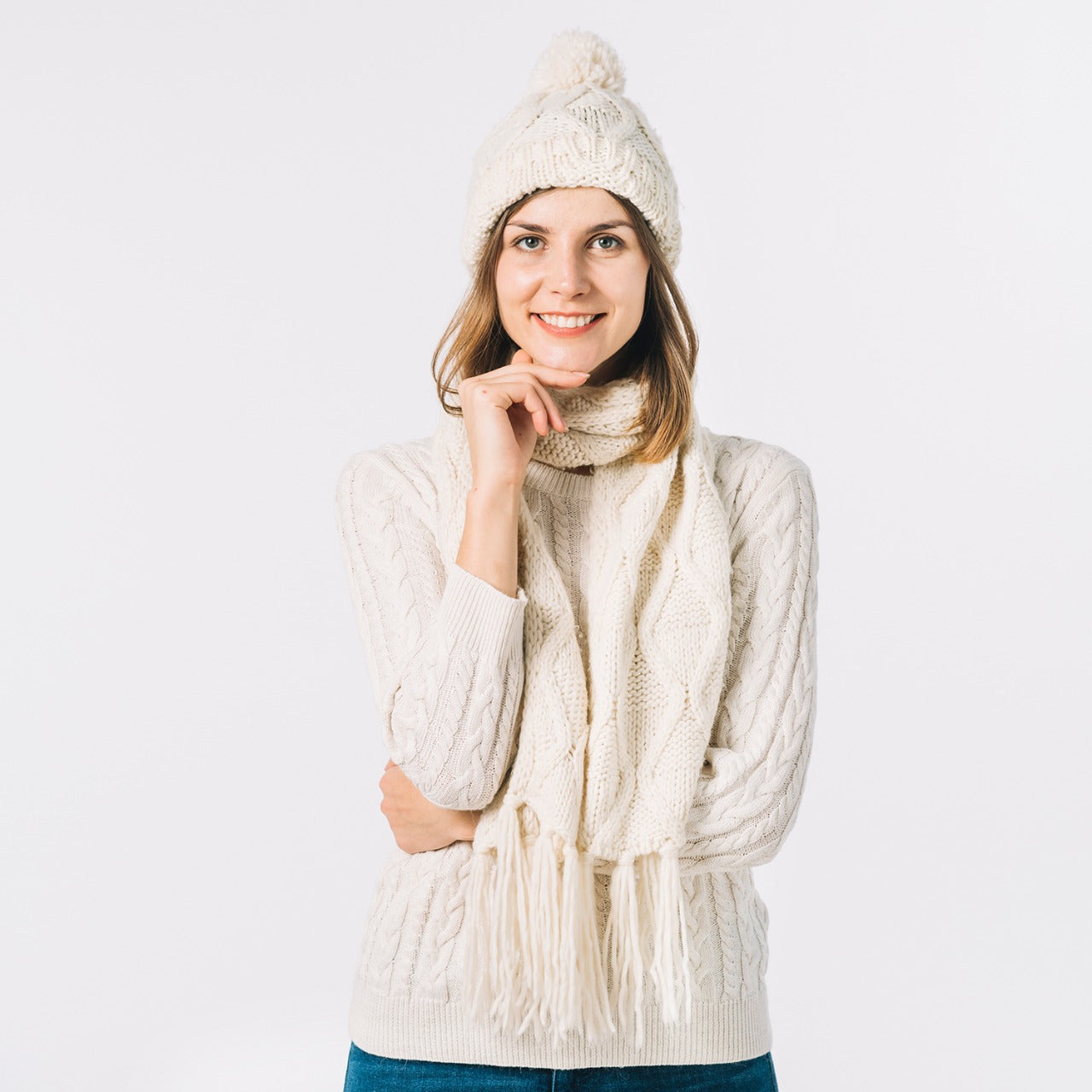 Woolen winter hat with black fur inside