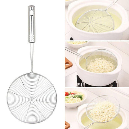 Mini oil strainer for perfect frying and draining