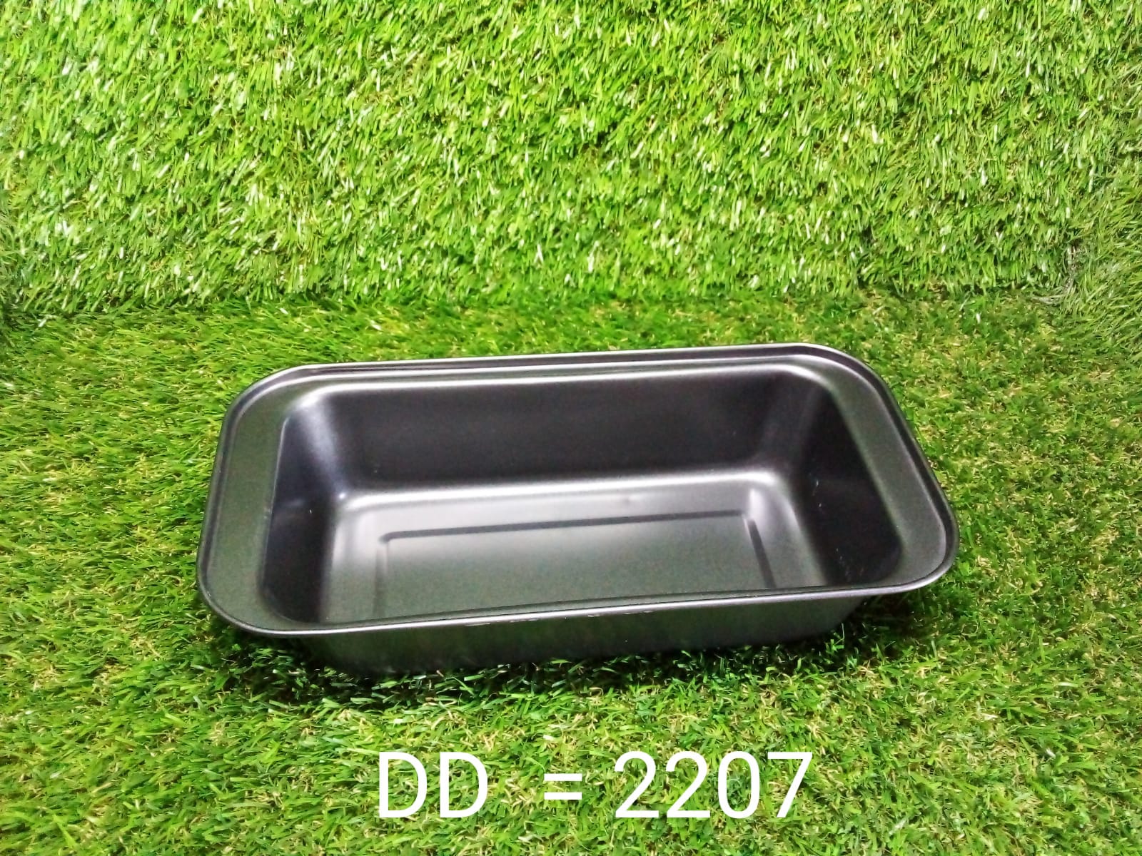 Non-stick baking tray with steel construction for durability.