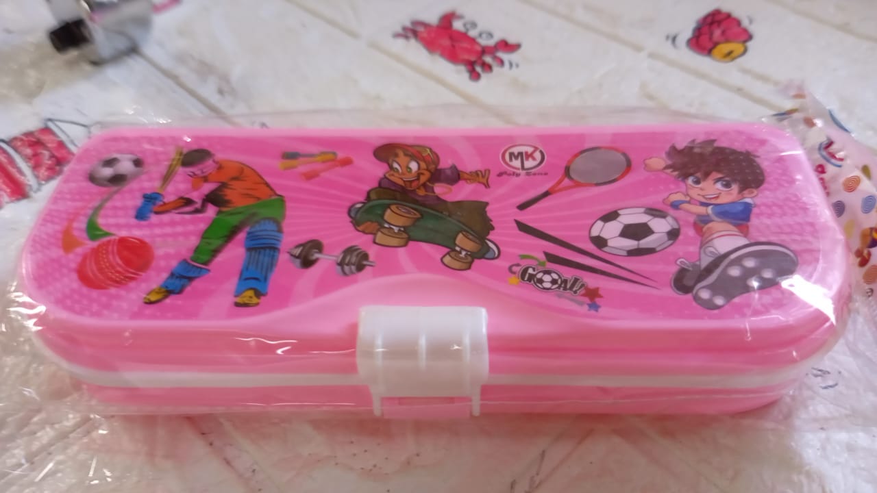 3-compartment pencil case, cartoon design for kids, school and gifts